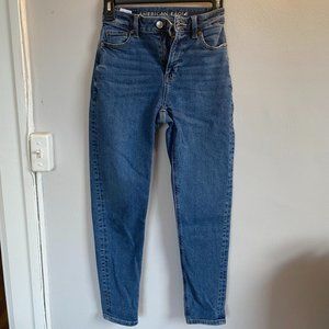 American Eagle High-Waisted Medium Wash Jeans
